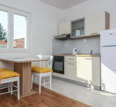 House Tina Guest house Sveti Filip i Jakov