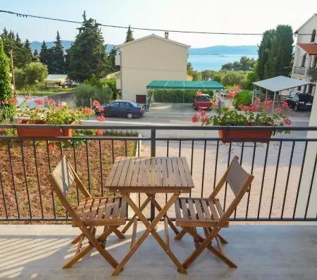 House Tina Maison d'hôtes