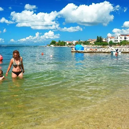 House Tina Gasthuis 4*